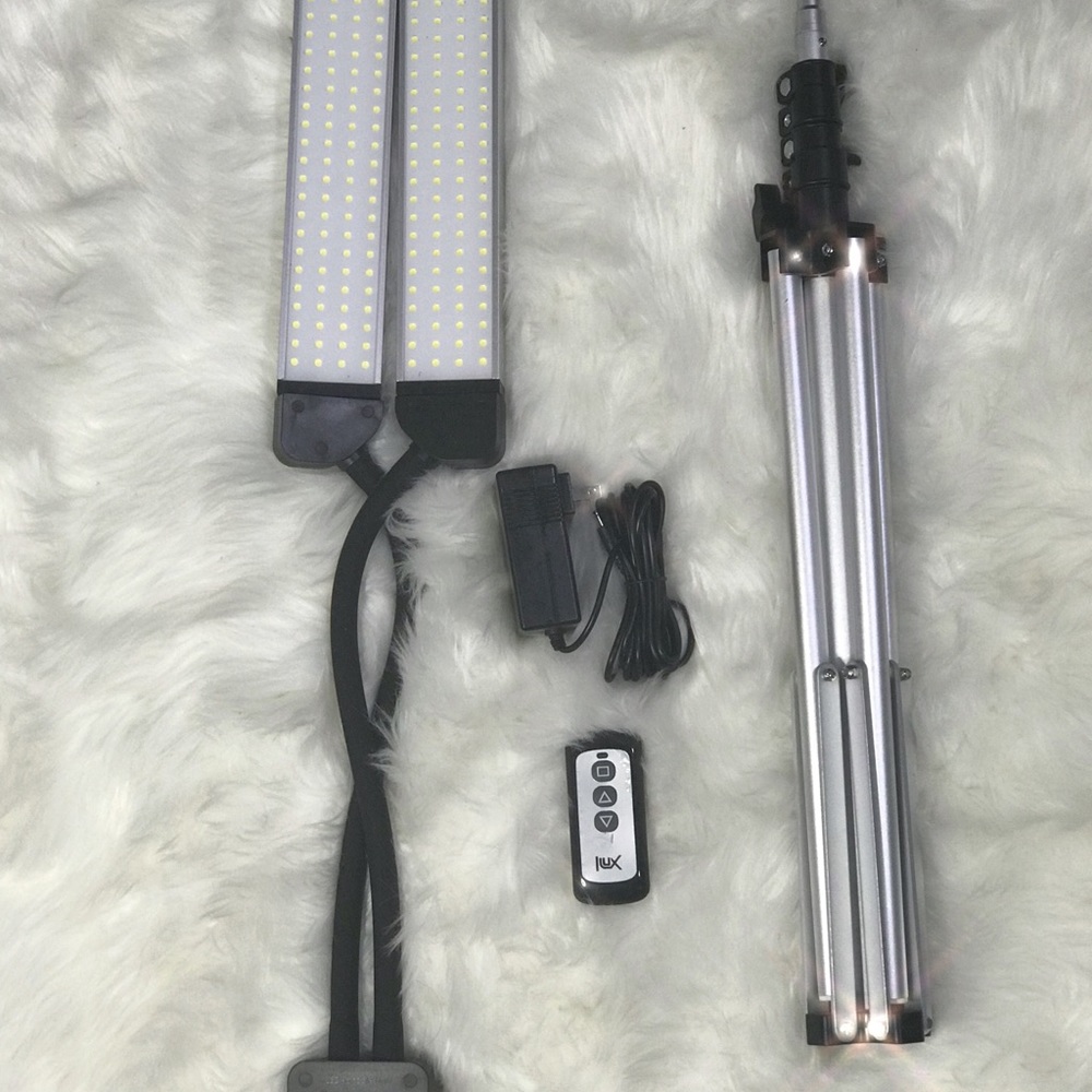 LED light for Salon Setup - Picture 3 of 4